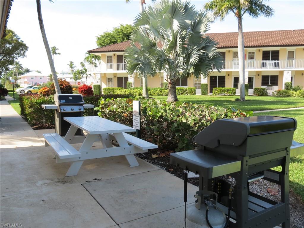 AQUARIUS APTS OF MARCO ISLAND - Residential