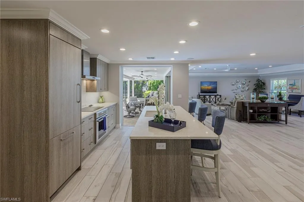 Naples, Florida 34103, United States, 3 Bedrooms Bedrooms, ,4 BathroomsBathrooms,Residential,Active,54947