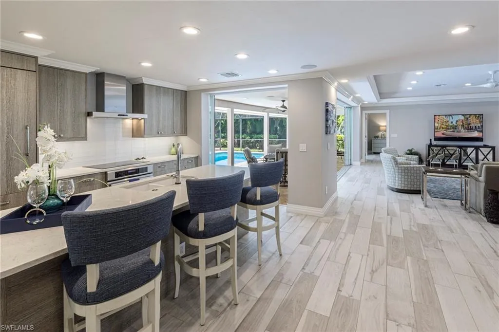 Naples, Florida 34103, United States, 3 Bedrooms Bedrooms, ,4 BathroomsBathrooms,Residential,Active,54947