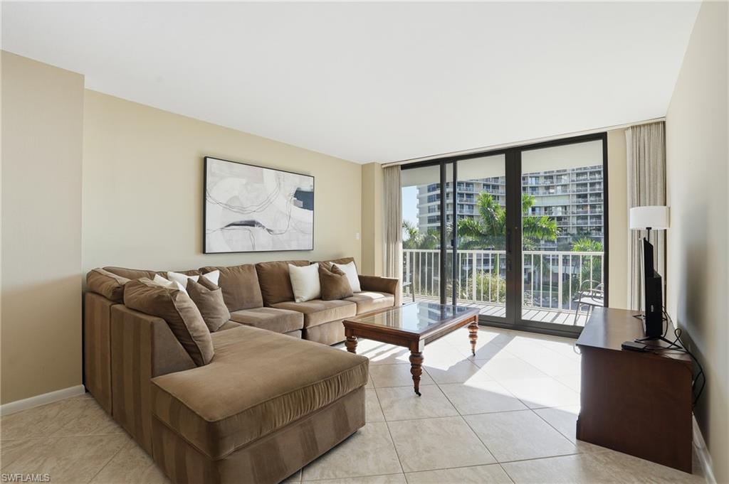 SOUTH SEAS - Residential