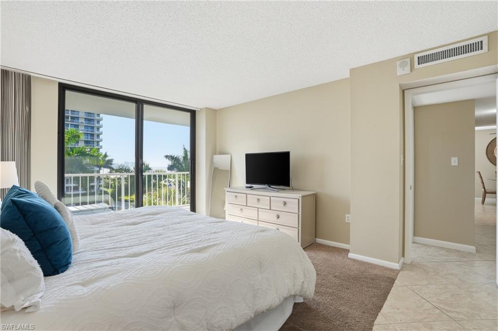 SOUTH SEAS - Residential