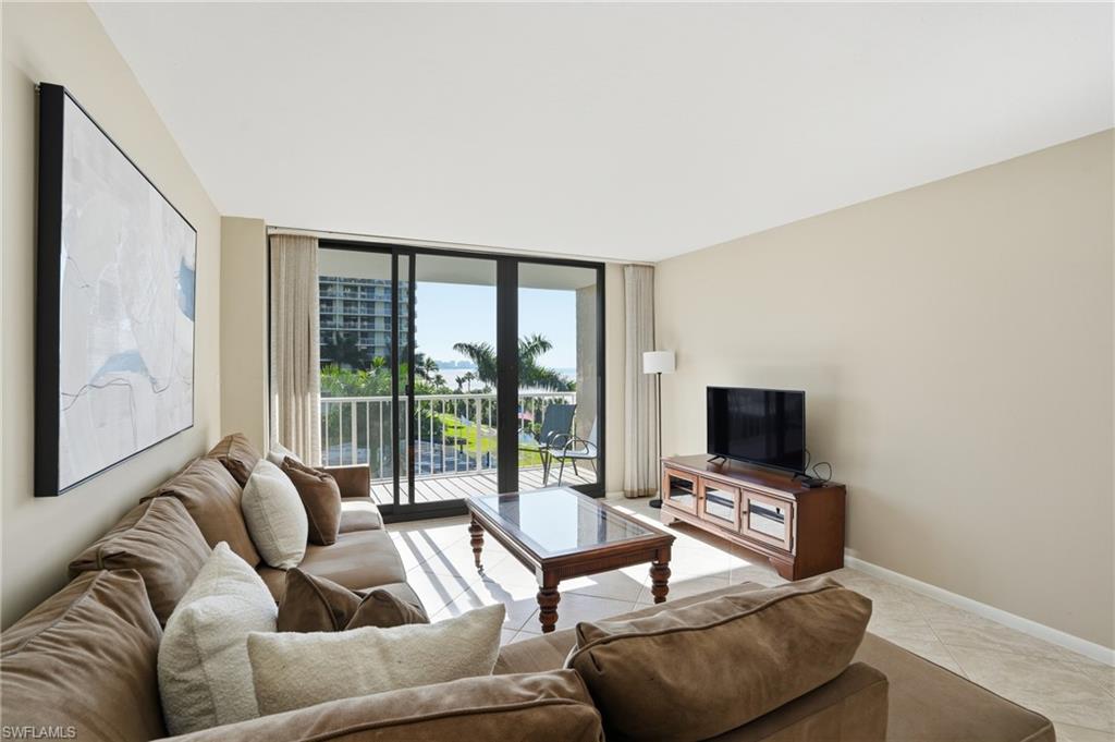 SOUTH SEAS - Residential