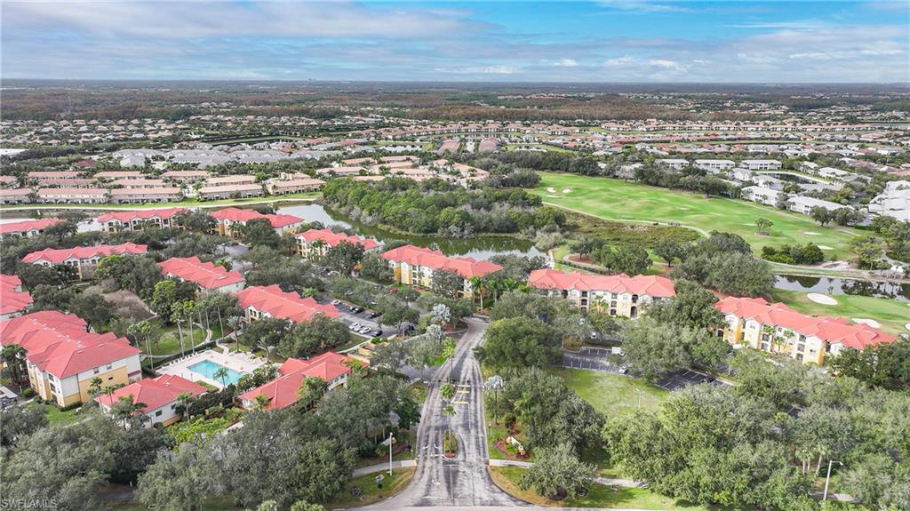 ROYAL GREENS - Residential