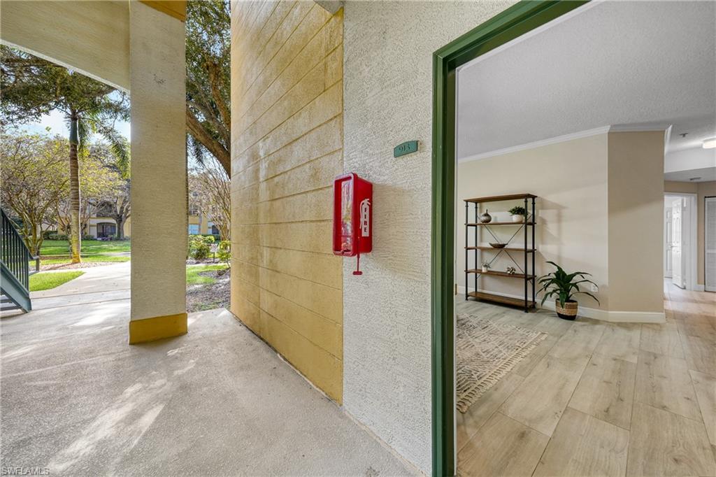 ROYAL GREENS - Residential