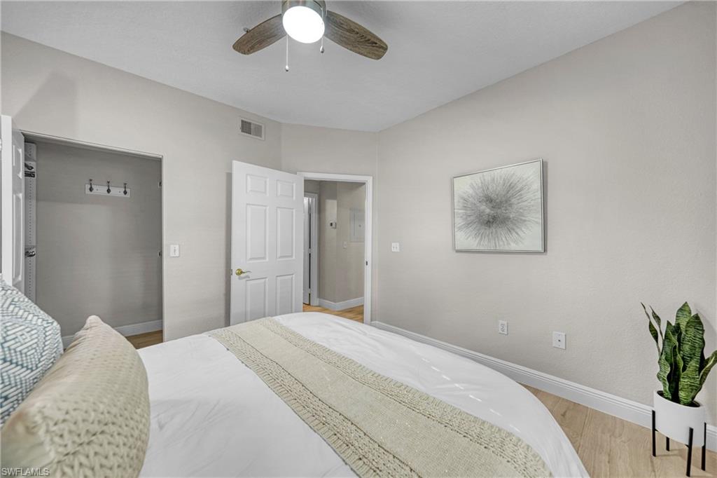 ROYAL GREENS - Residential