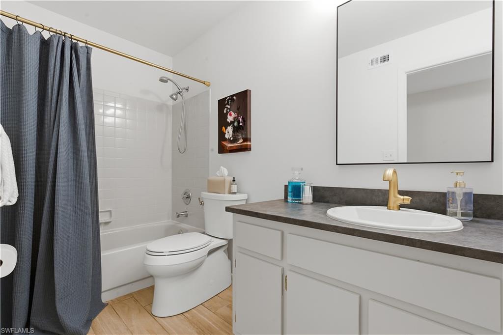 SUMMERLIN WOODS - Residential