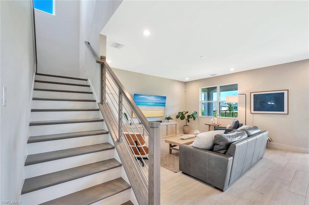 WATERVIEW LANDING - Residential