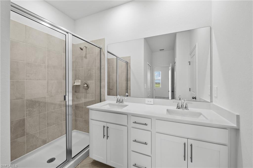 TUCKERS COVE - Residential