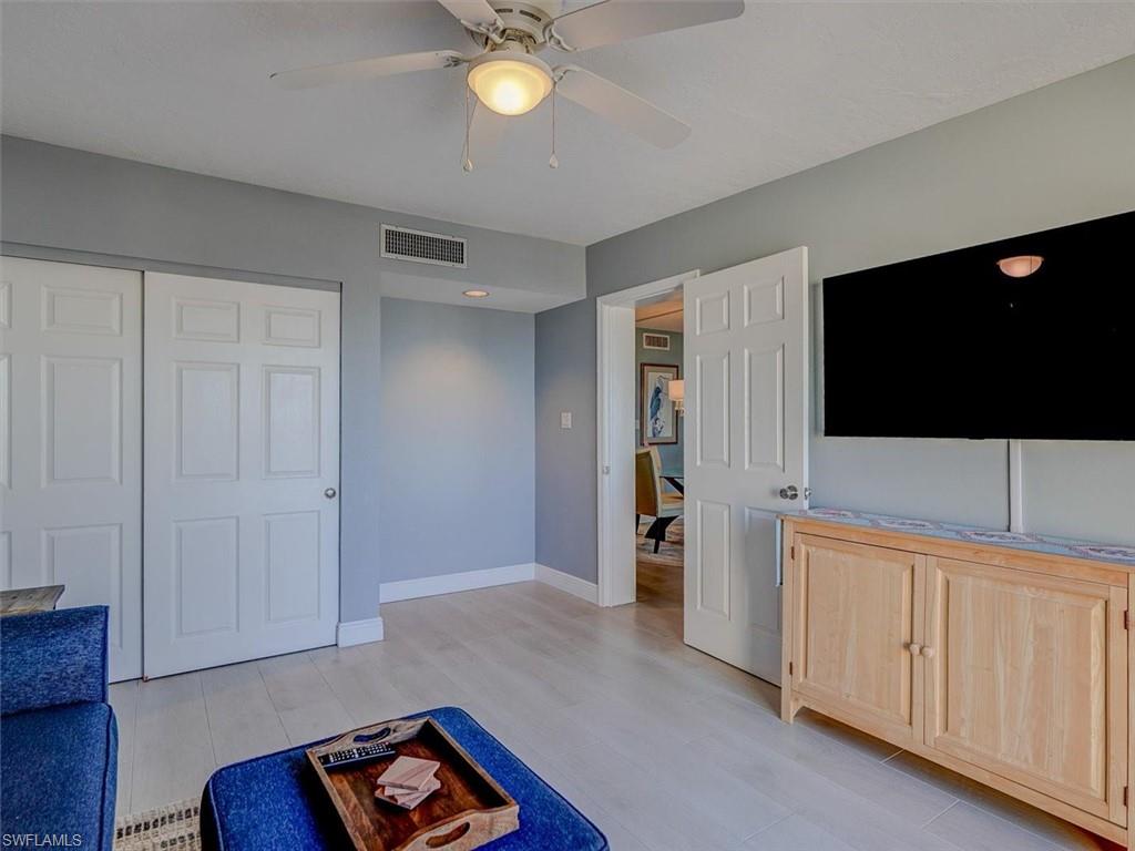 COQUINA CONDO - Residential