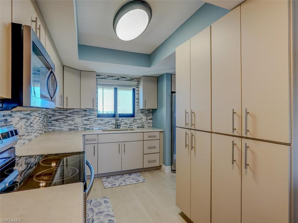 COQUINA CONDO - Residential