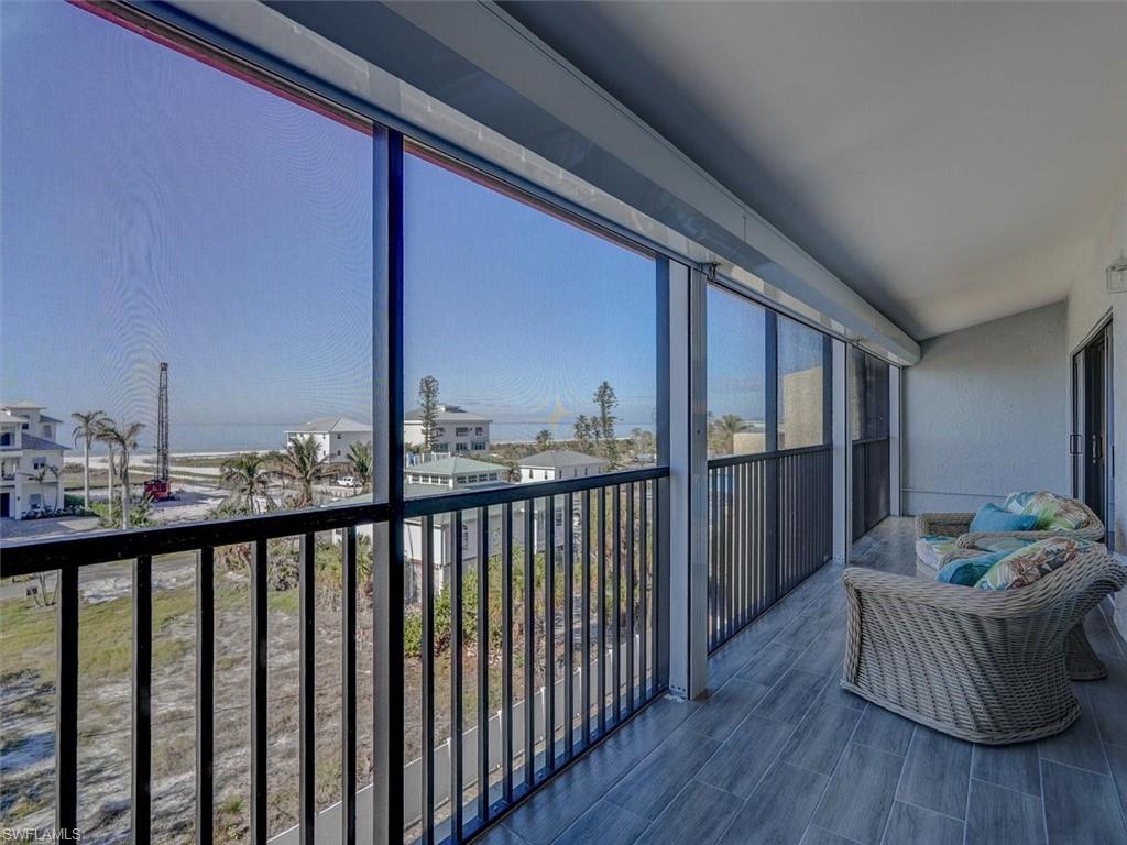 COQUINA CONDO - Residential
