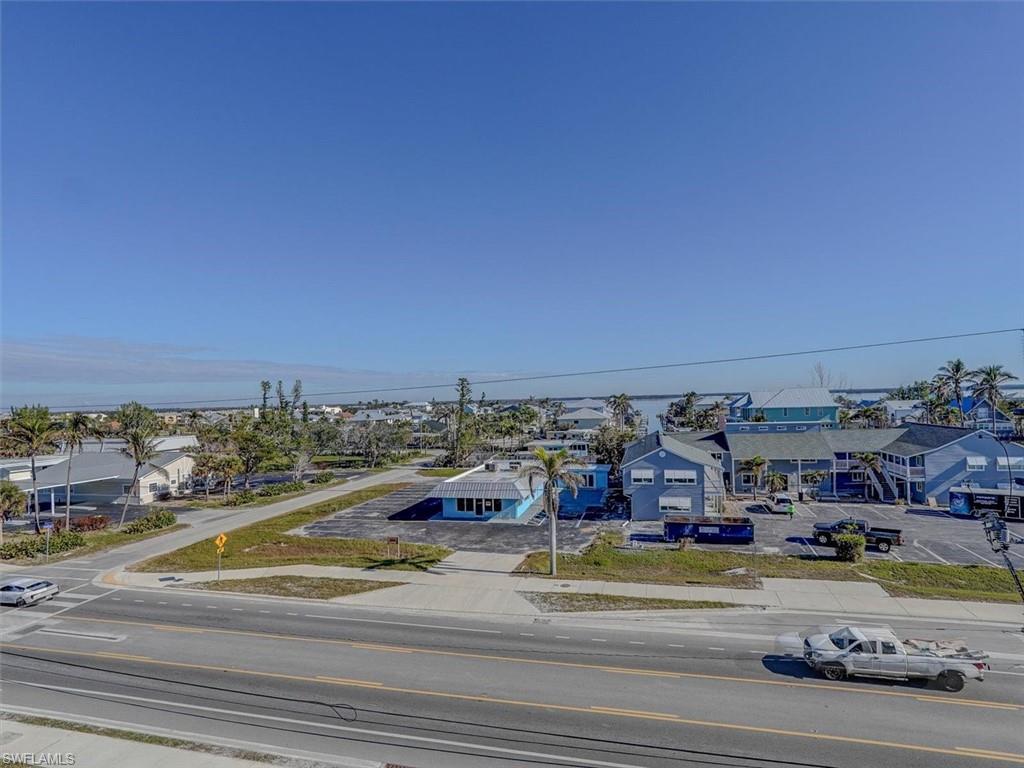 COQUINA CONDO - Residential