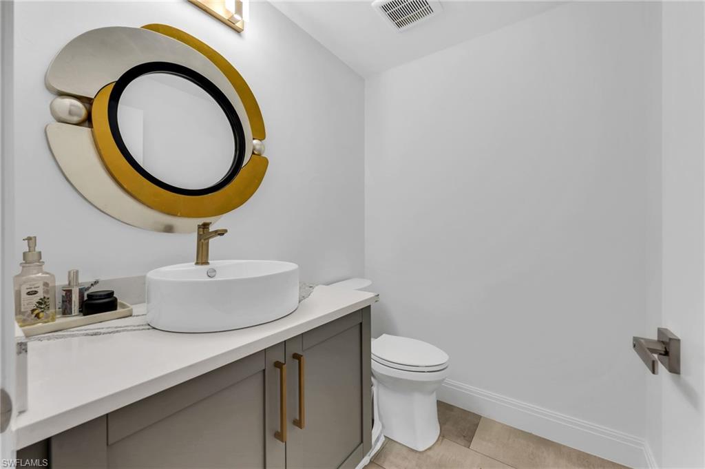 LIVINGSTON WOODS - Residential