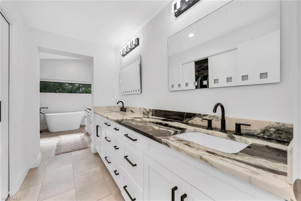 LIVINGSTON WOODS - Residential