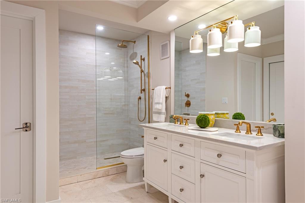 COLONY GARDENS - Residential