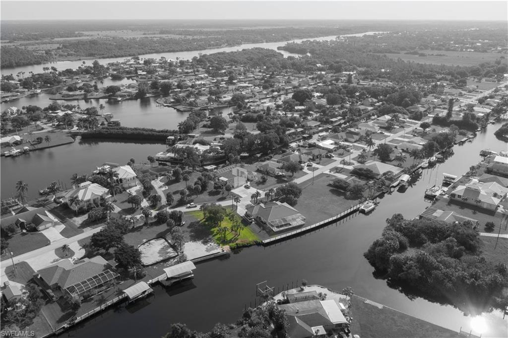 FORT MYERS SHORES - Land