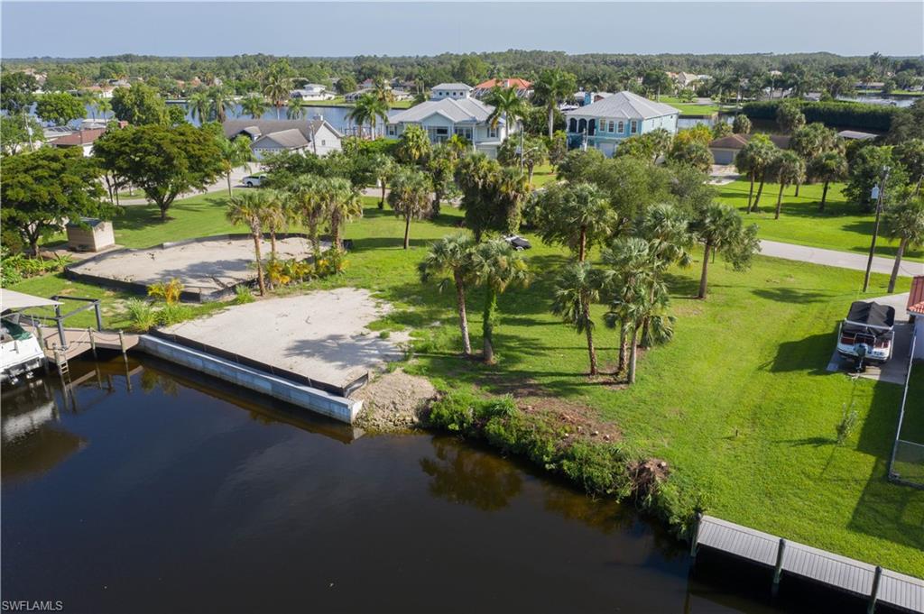 FORT MYERS SHORES - Land