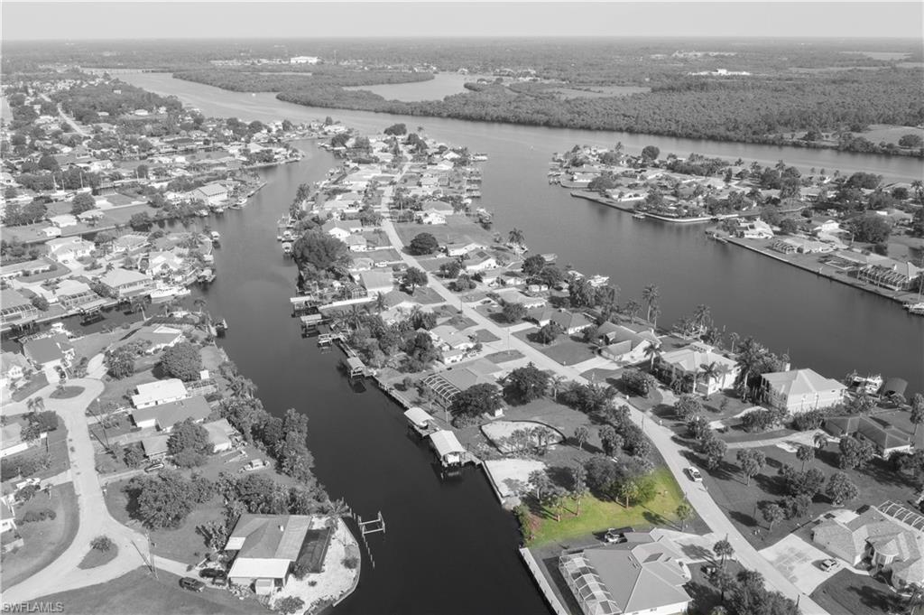 FORT MYERS SHORES - Land