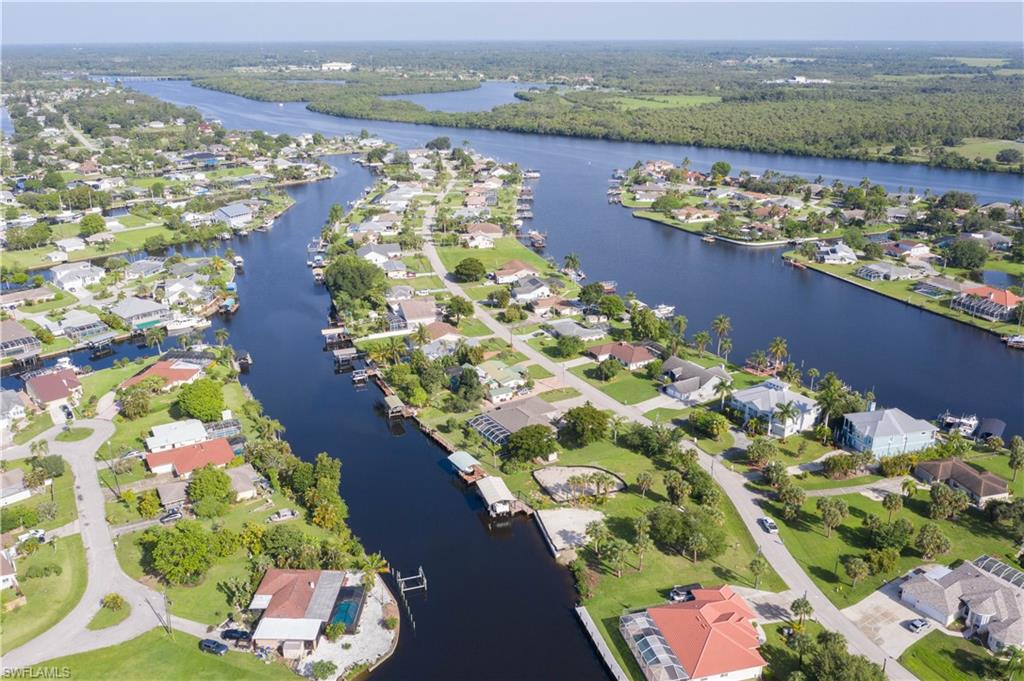 FORT MYERS SHORES - Land