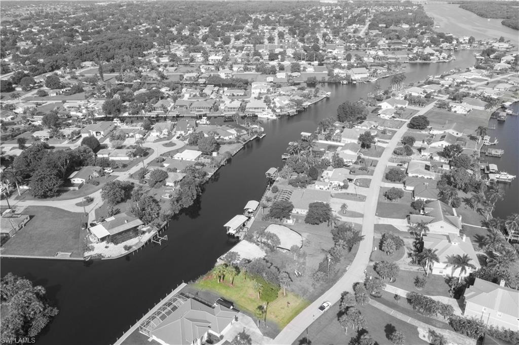 FORT MYERS SHORES - Land