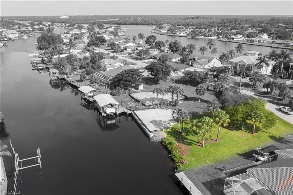 FORT MYERS SHORES - Land