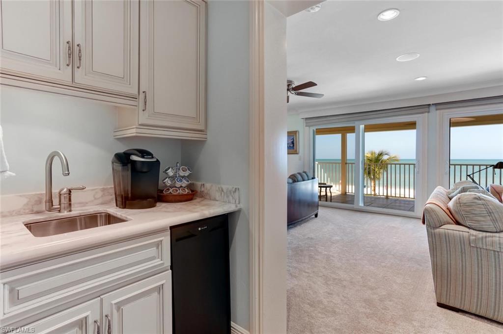 BONITA BEACH - Residential