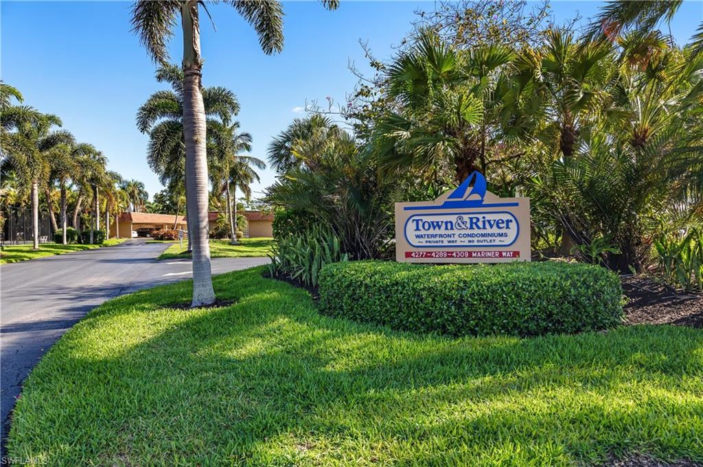 TOWN AND RIVER - Residential