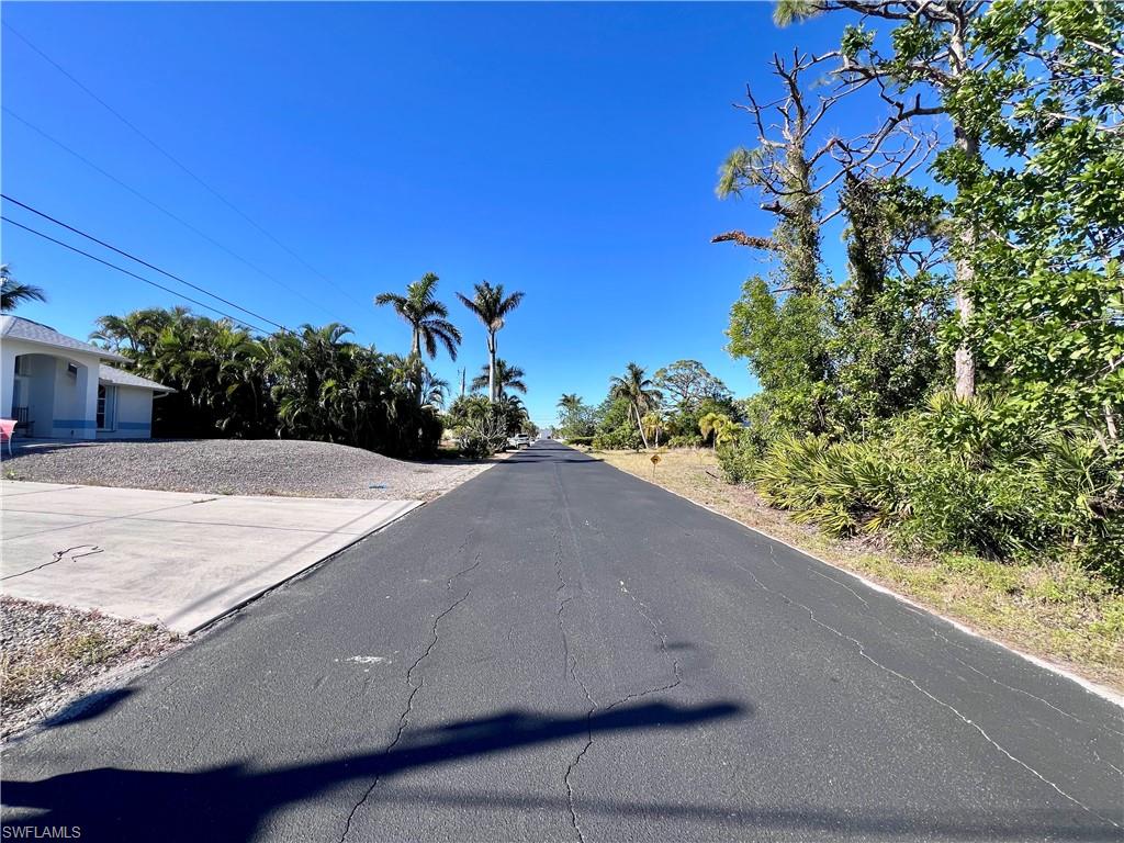 MANATEE BAY UNRECORDED SUBDIVISION - Land