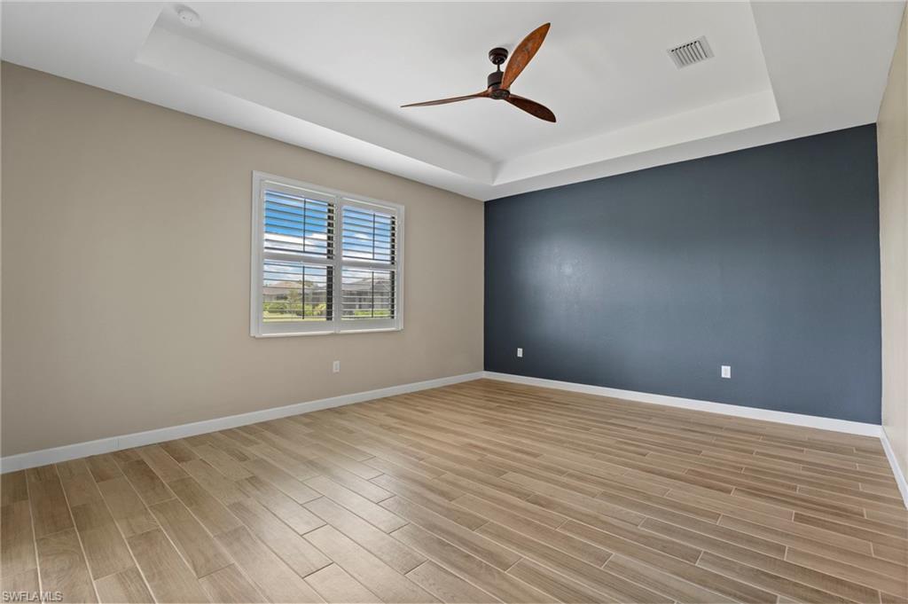 VALENCIA COUNTRY CLUB - Residential Lease