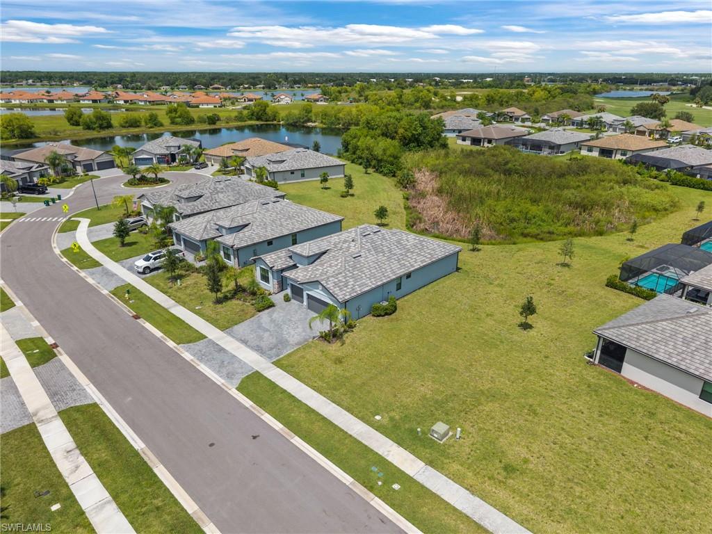 VALENCIA COUNTRY CLUB - Residential Lease