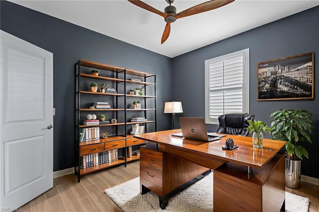 VALENCIA COUNTRY CLUB - Residential Lease