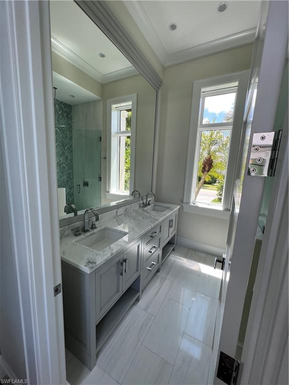 PARK SHORE - Residential