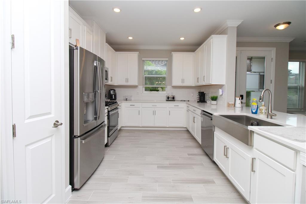 ESPLANADE BY THE ISLANDS - Residential Lease