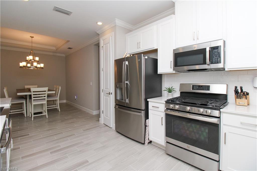 ESPLANADE BY THE ISLANDS - Residential Lease