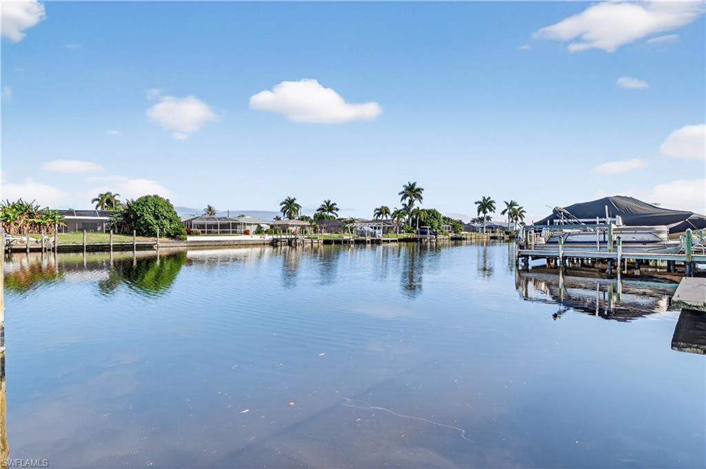 BEACH VILLA CONDO - Residential