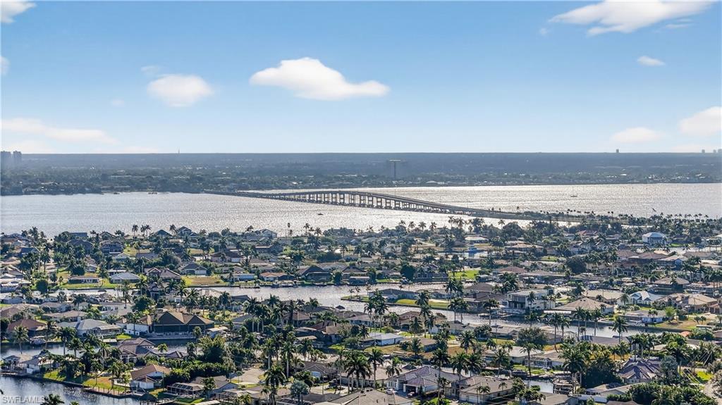 BEACH VILLA CONDO - Residential