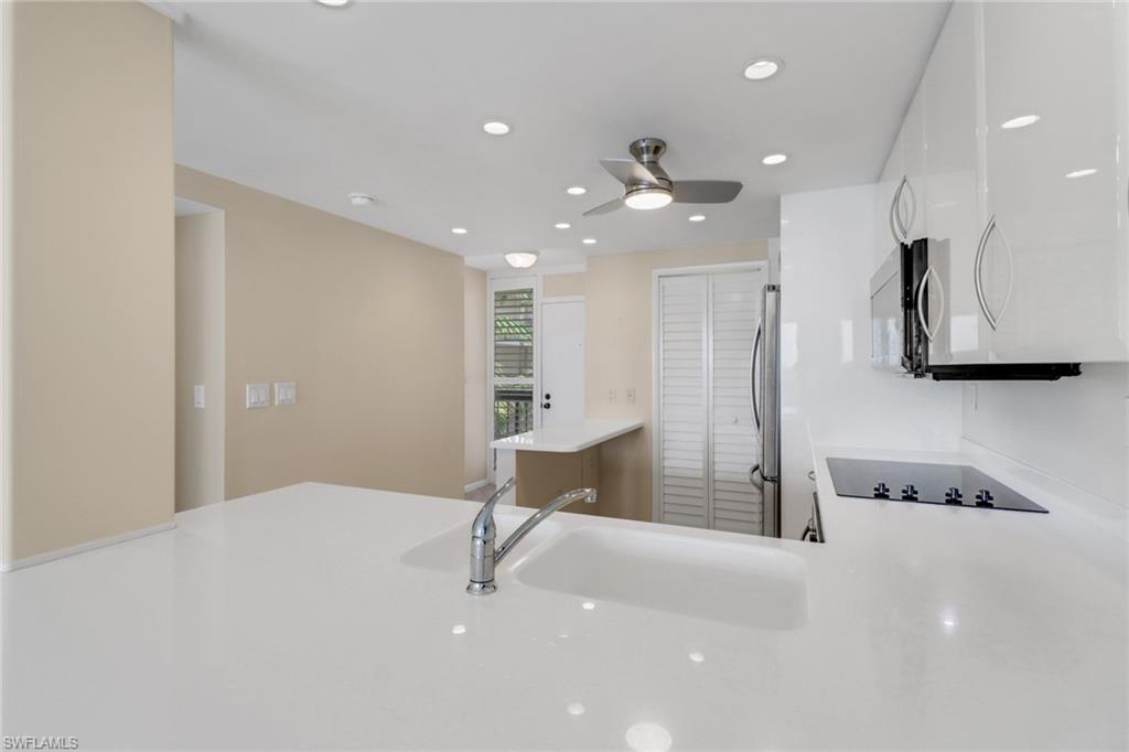 SOUTH SEAS - Residential