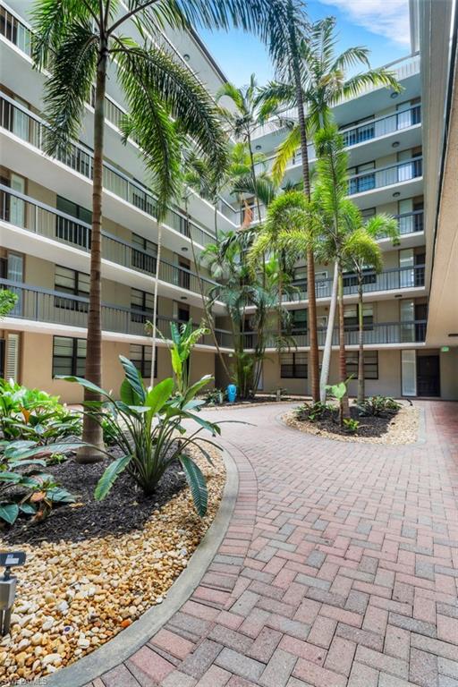 SOUTH SEAS - Residential