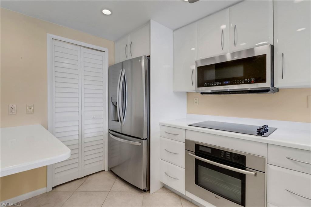 SOUTH SEAS - Residential