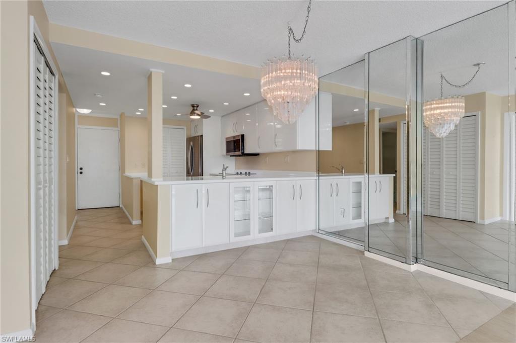 SOUTH SEAS - Residential