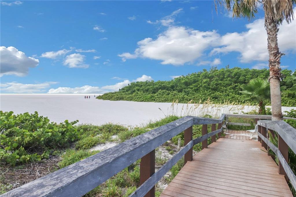 SOUTH SEAS - Residential