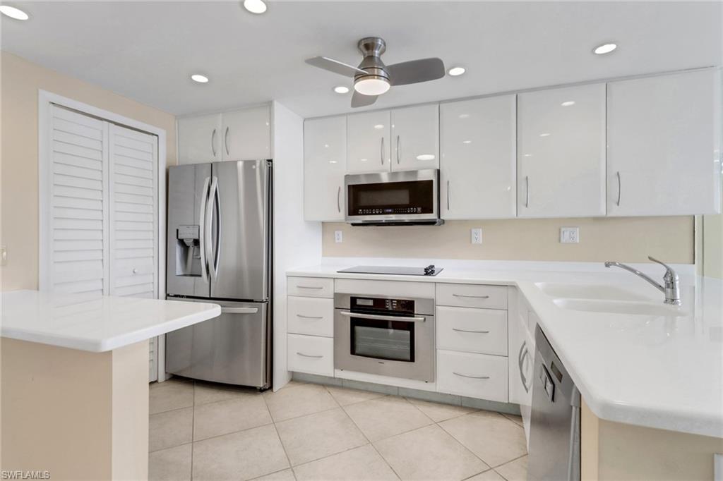 SOUTH SEAS - Residential