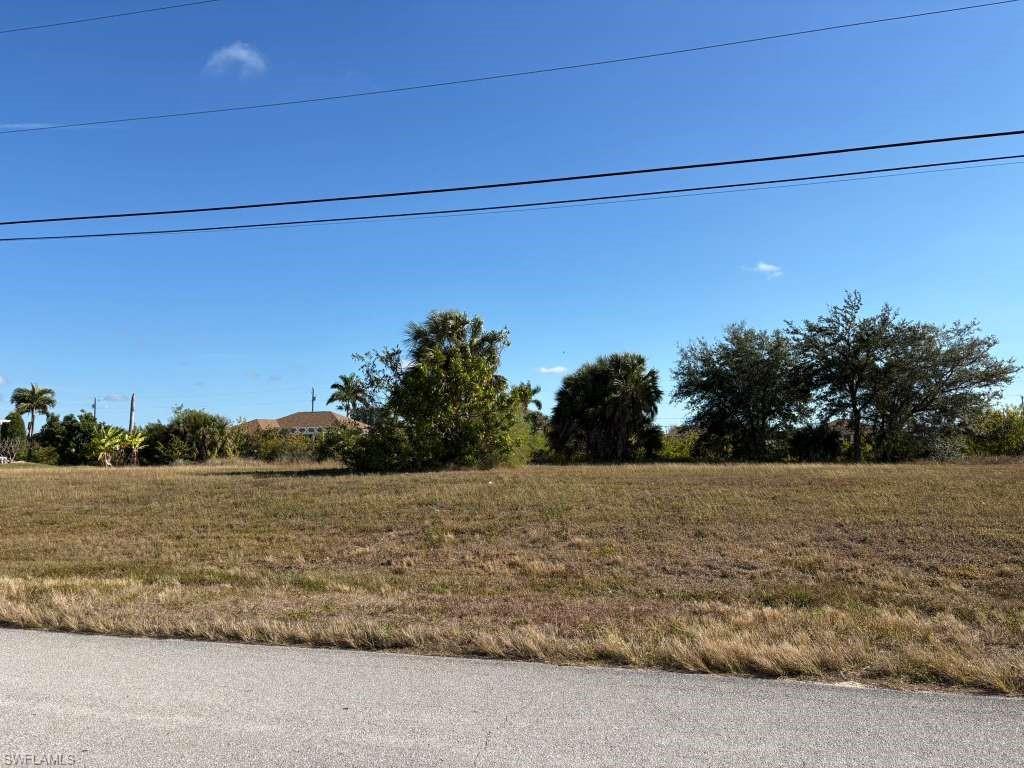 CAPE CORAL - Land