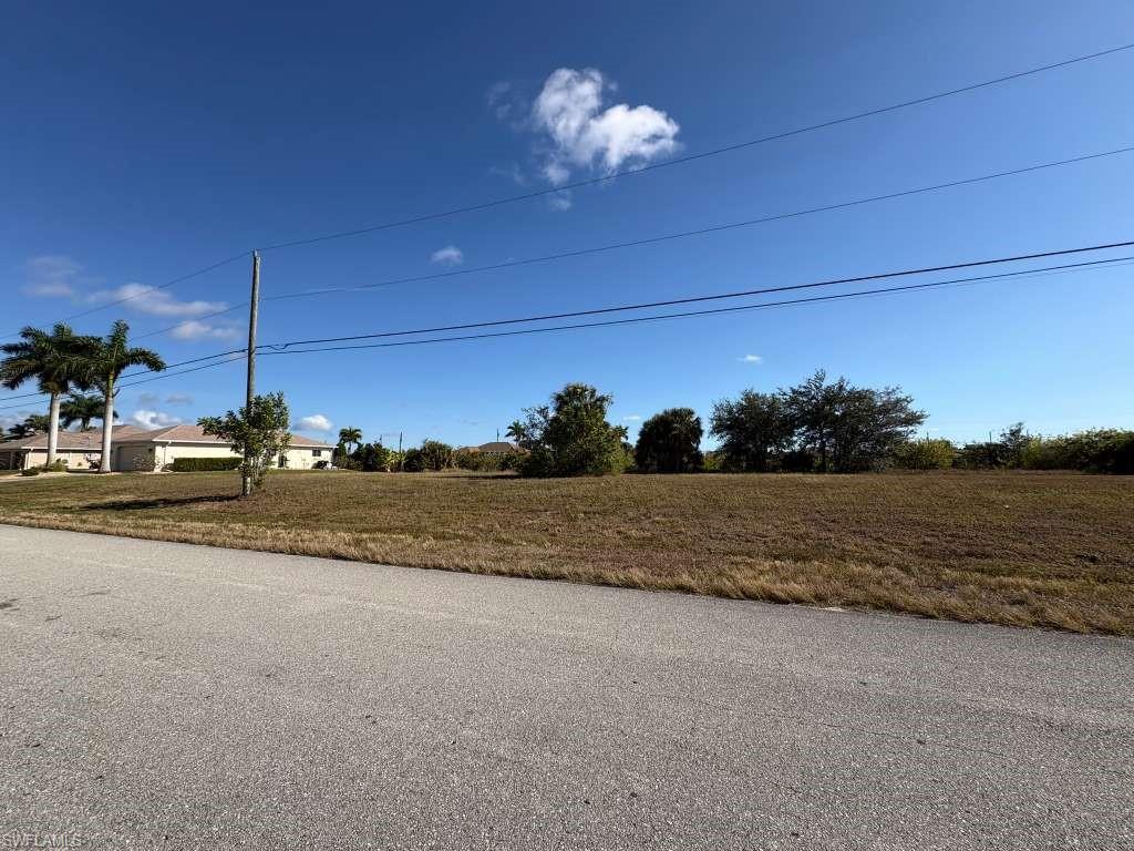 CAPE CORAL - Land