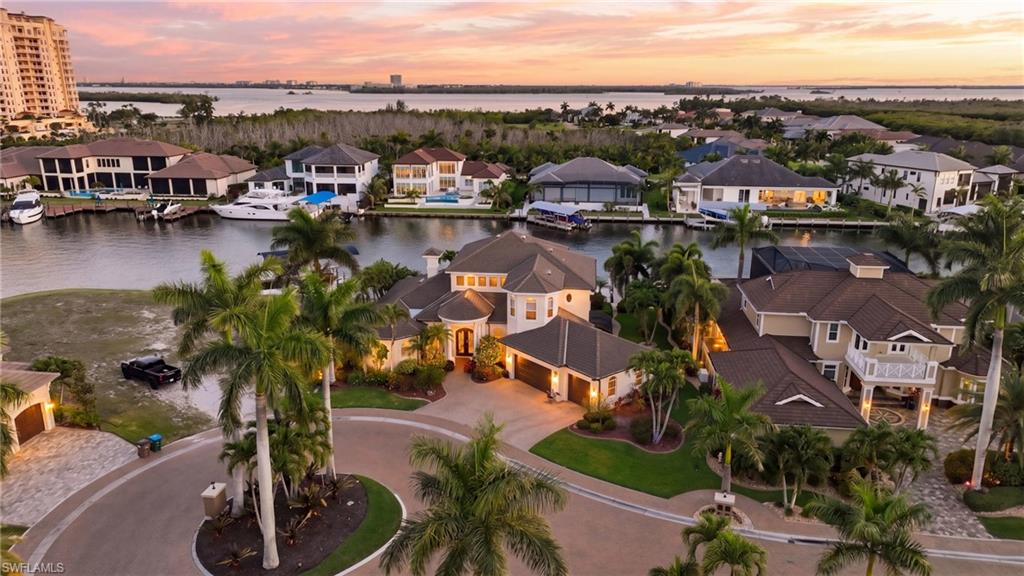 HERMITAGE - Residential