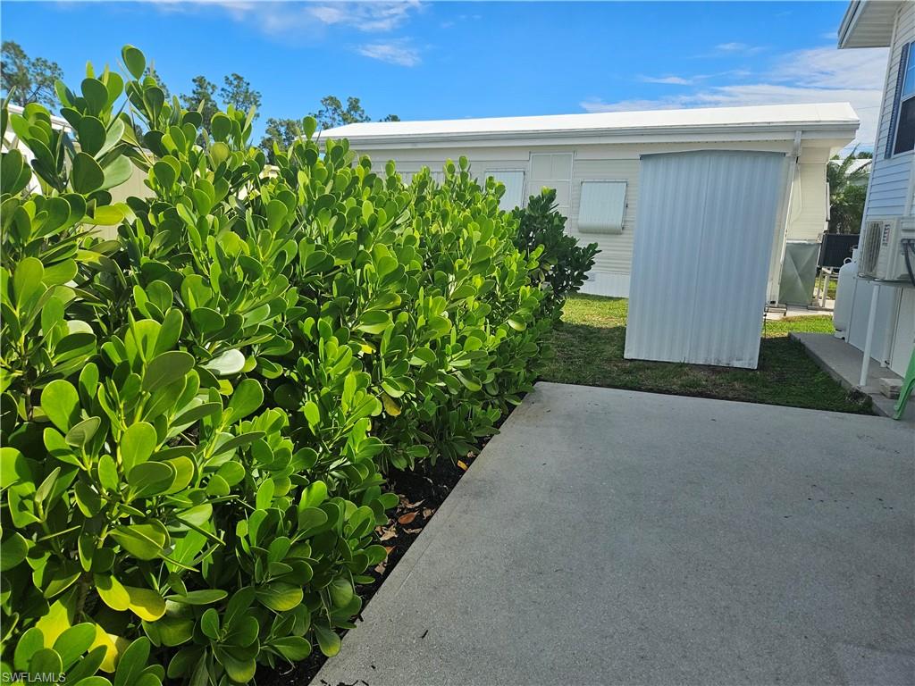 ENCHANTING SHORES - Residential