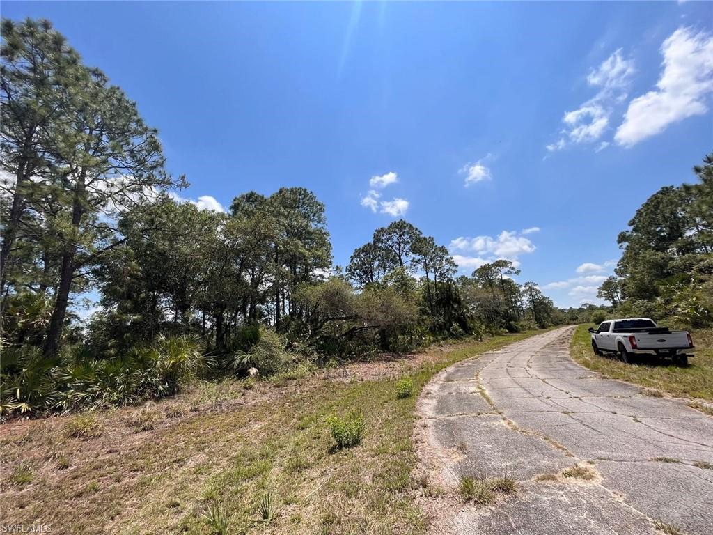 BANYAN VILLAGE - Land