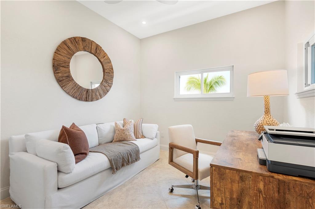 LITTLE HICKORY SHORES - Residential