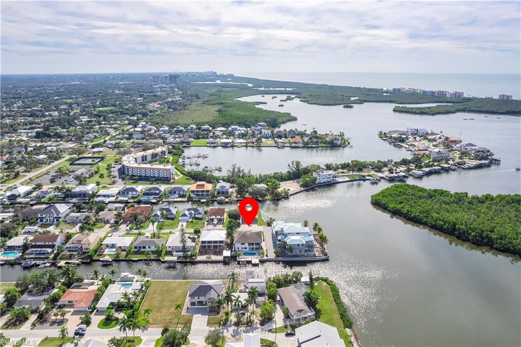 LITTLE HICKORY SHORES - Residential