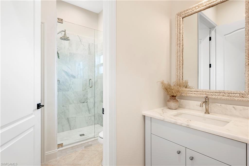 LITTLE HICKORY SHORES - Residential